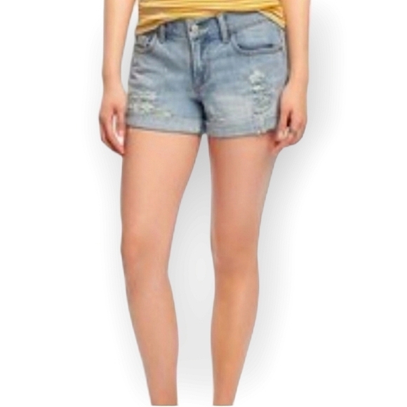 Old Navy Boyfriend Distressed Jean Shorts 6 - Picture 1 of 6